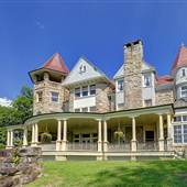 DAVIS & ELKINS COLLEGE - Graceland Inn