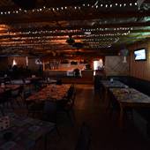 STUART'S SMOKEHOUSE - Interiors