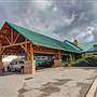 STONEWALL JACKSON LAKE STATE PARK & RESORT - Lodge Exteriors