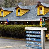 Hutte Restaurant, The