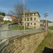 GRAFTON - Latrobe Street