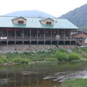 Greenbrier Grille & Lodge