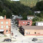 LOGAN - Charles Street