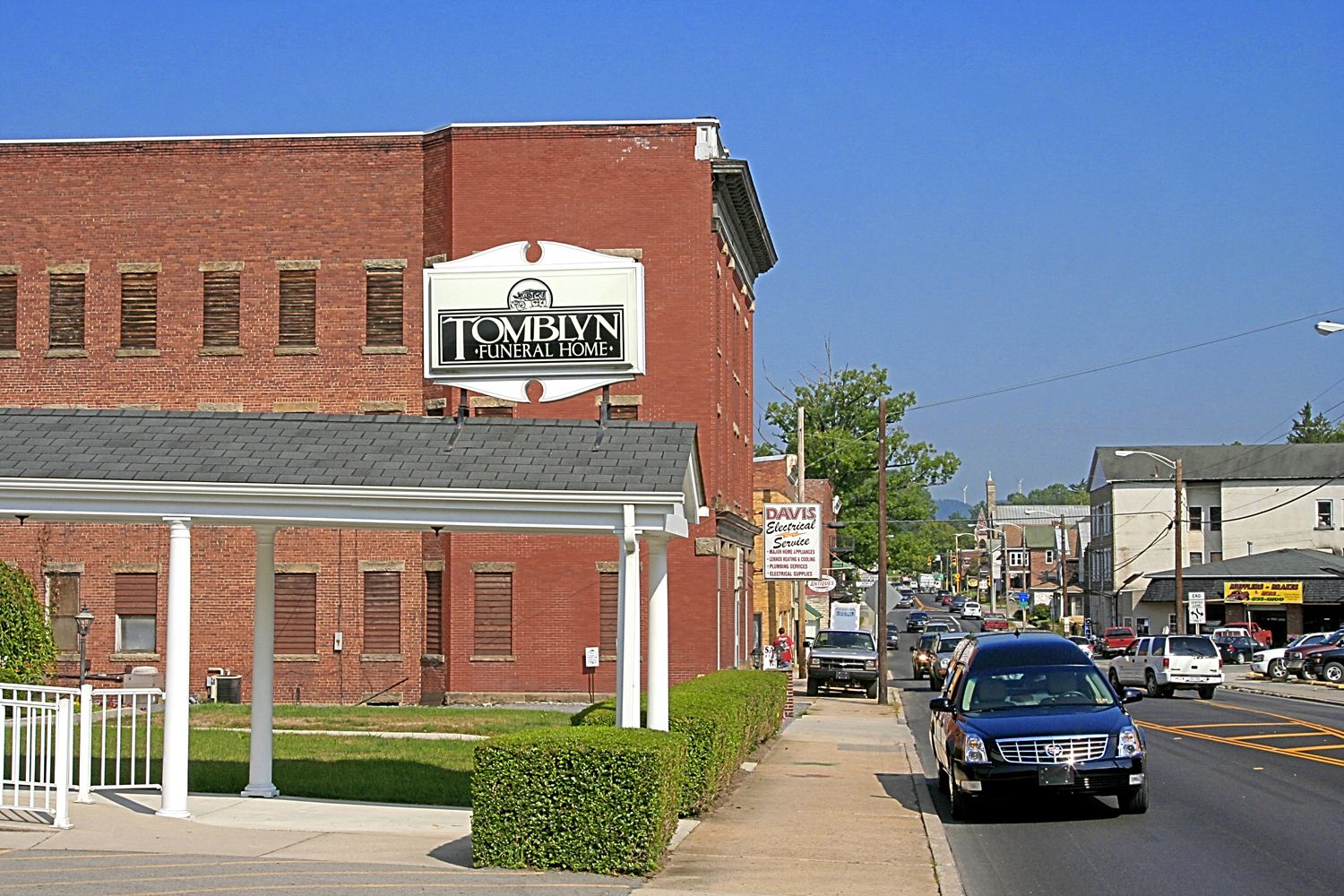 Tomblyn Funeral Home Elkins Randolph County Cremation